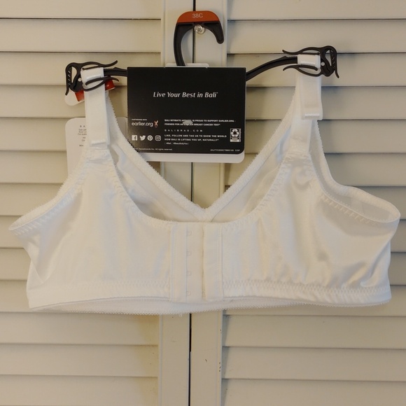 Bali White Wirefree Bra with V-Neck Design - Picture 4 of 5